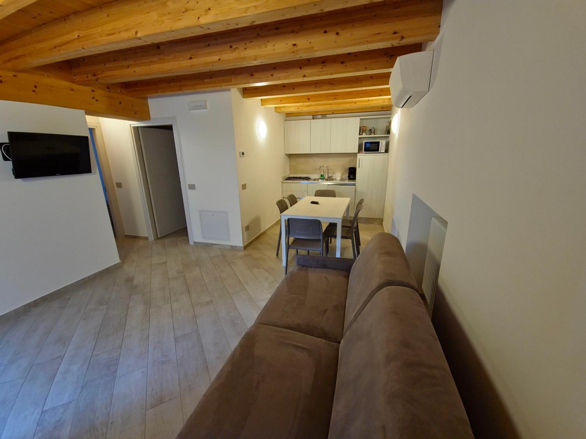 Casa Antico Borgo - Appartamento 1 Assenza di Brenzone Bagian luar foto