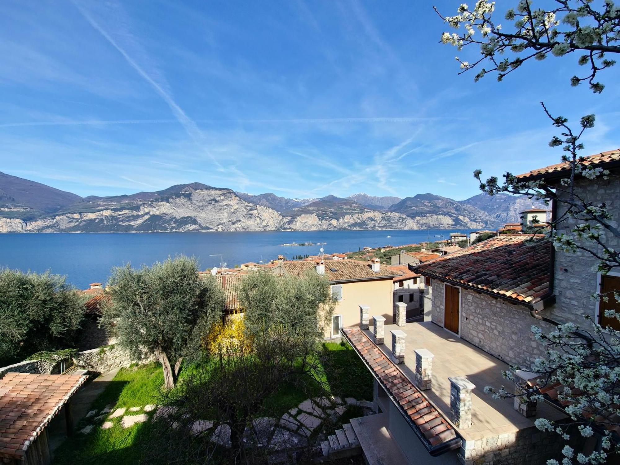 Casa Antico Borgo - Appartamento 1 Assenza di Brenzone Bagian luar foto